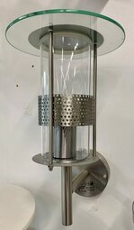 Seinävalaisin Teräs IP44 1xE27